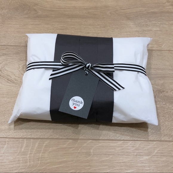 •  How I Package & Ship  • - Picture 3 of 6